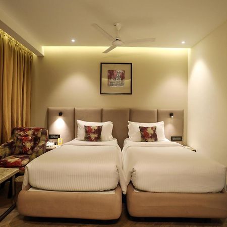 Mango Hill Central شيناي المظهر الخارجي الصورة