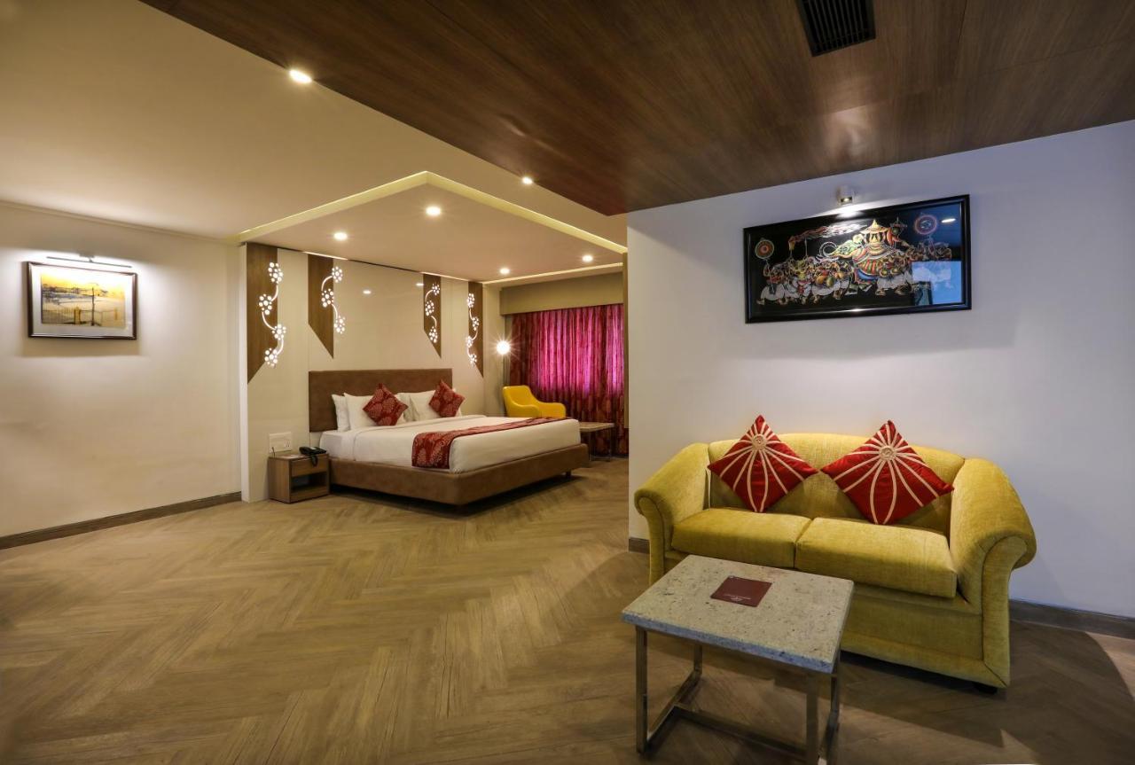 Mango Hill Central شيناي المظهر الخارجي الصورة