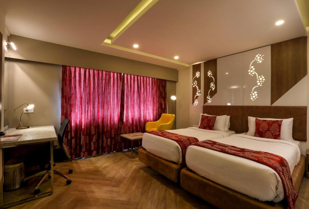 Mango Hill Central شيناي المظهر الخارجي الصورة