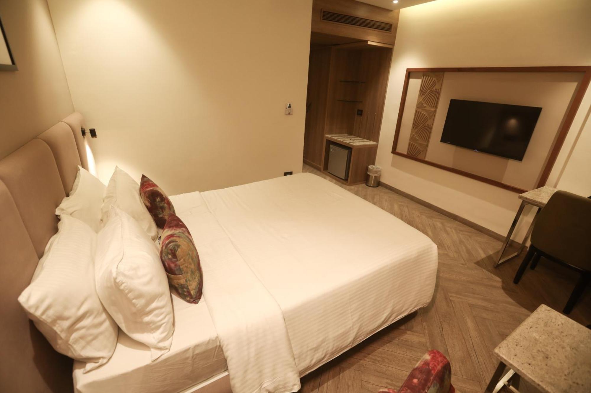 Mango Hill Central شيناي المظهر الخارجي الصورة