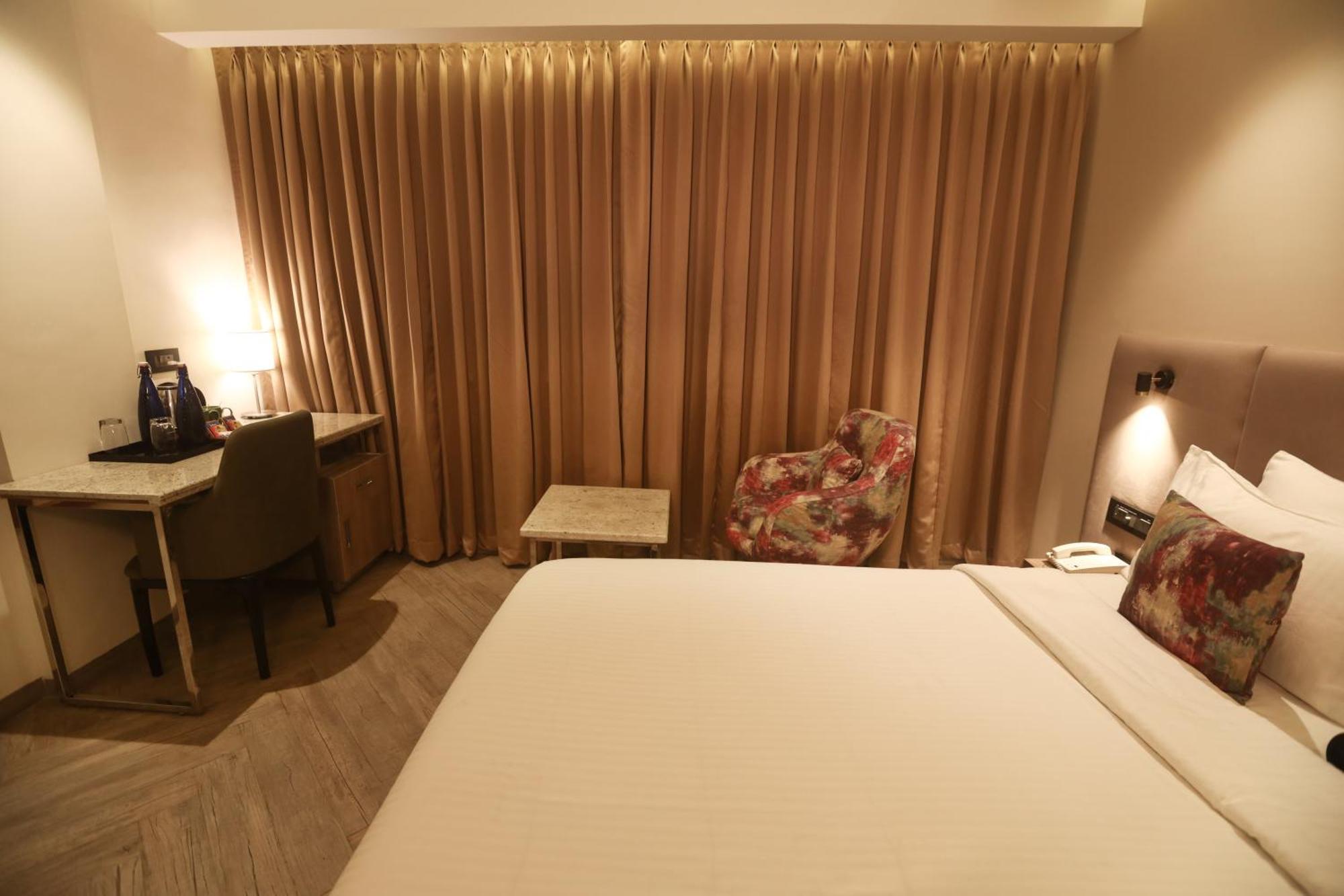 Mango Hill Central شيناي المظهر الخارجي الصورة