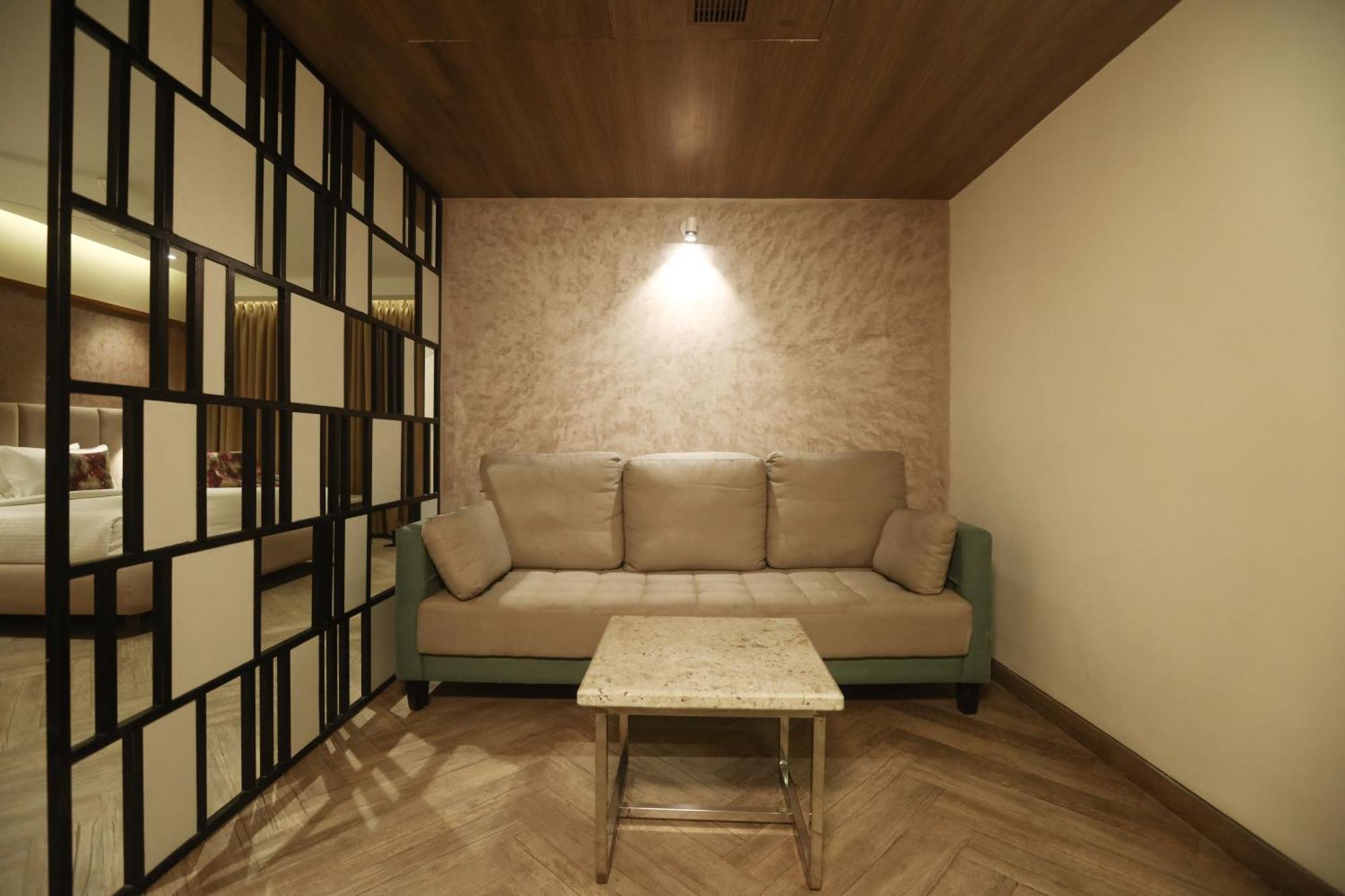 Mango Hill Central شيناي المظهر الخارجي الصورة